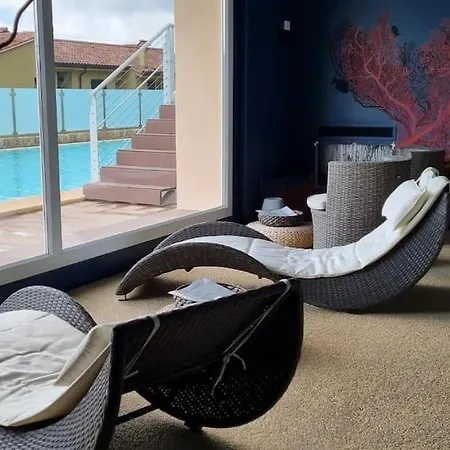 Incantevole Con Uso Piscina E