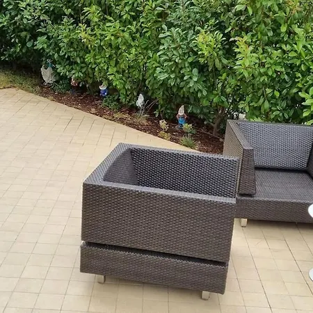 Incantevole Con Uso Piscina E Semesterbostad