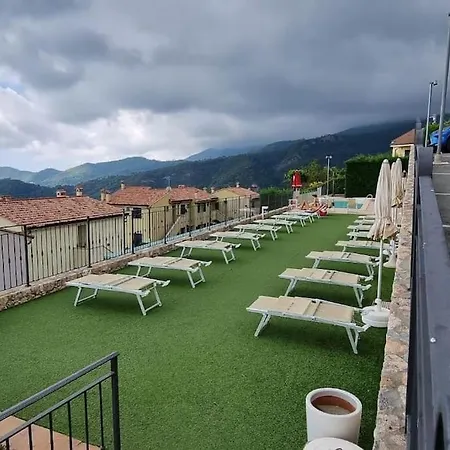 Incantevole Con Uso Piscina E * Magliolo