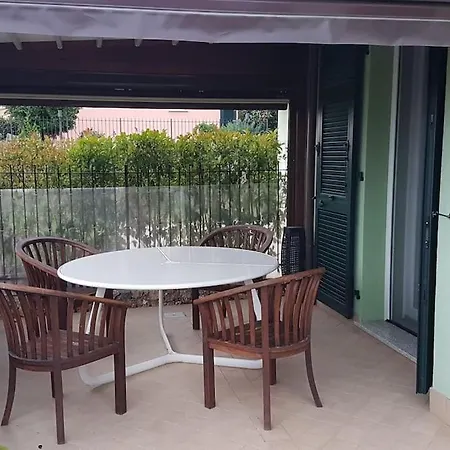 Incantevole Con Uso Piscina E *